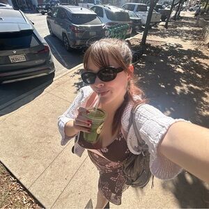 Meet your Posher, Taylor